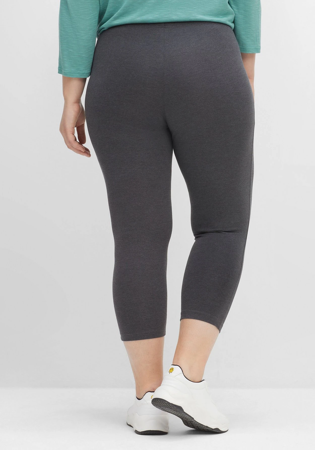 Sheego Leggings In Caprilänge 5 Sheego Leggings In Caprilänge – Bild 3