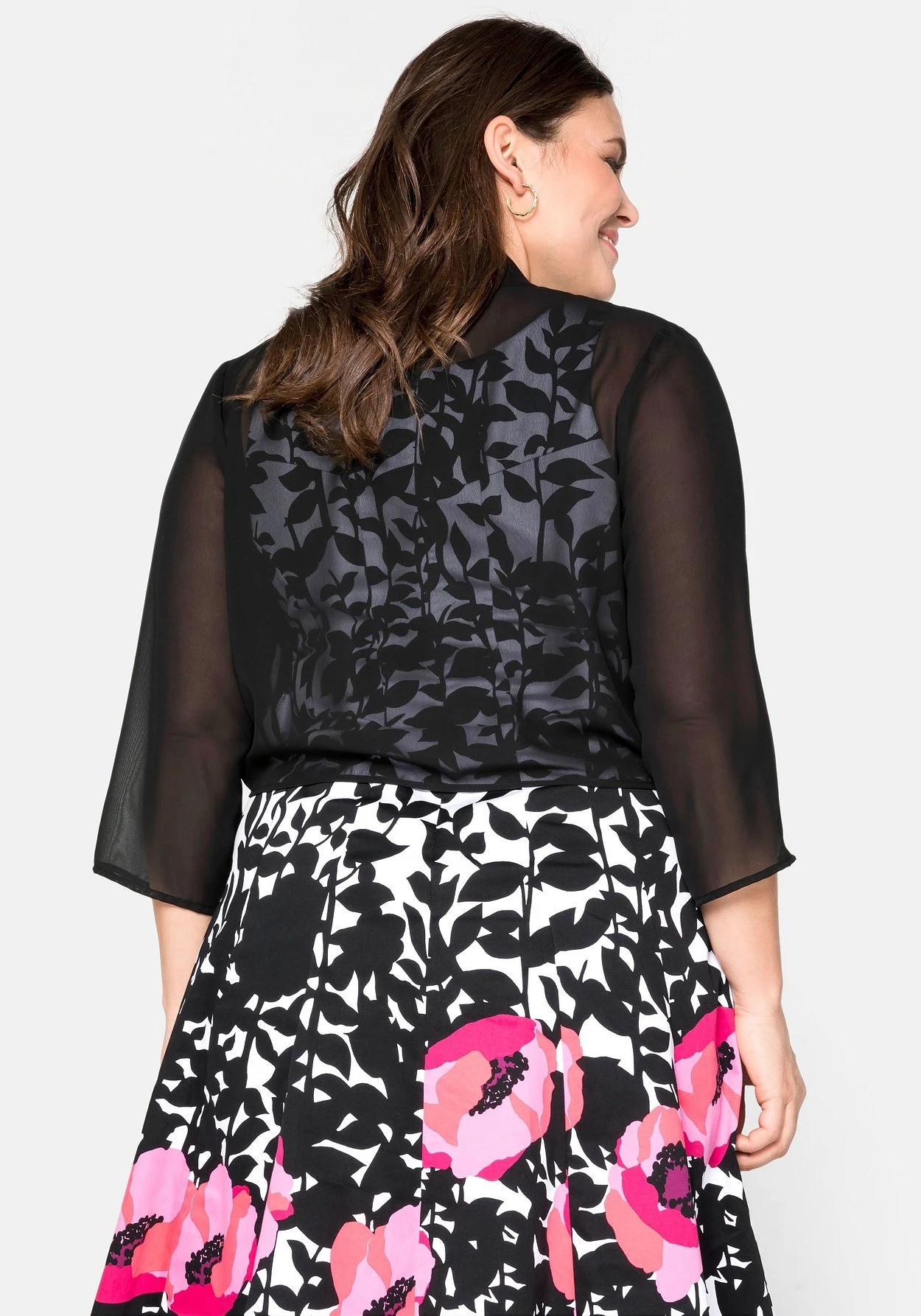 Sheego Chiffon-Bolero Im Zipfellook 4 Sheego Chiffon-Bolero Im Zipfellook – Bild 2