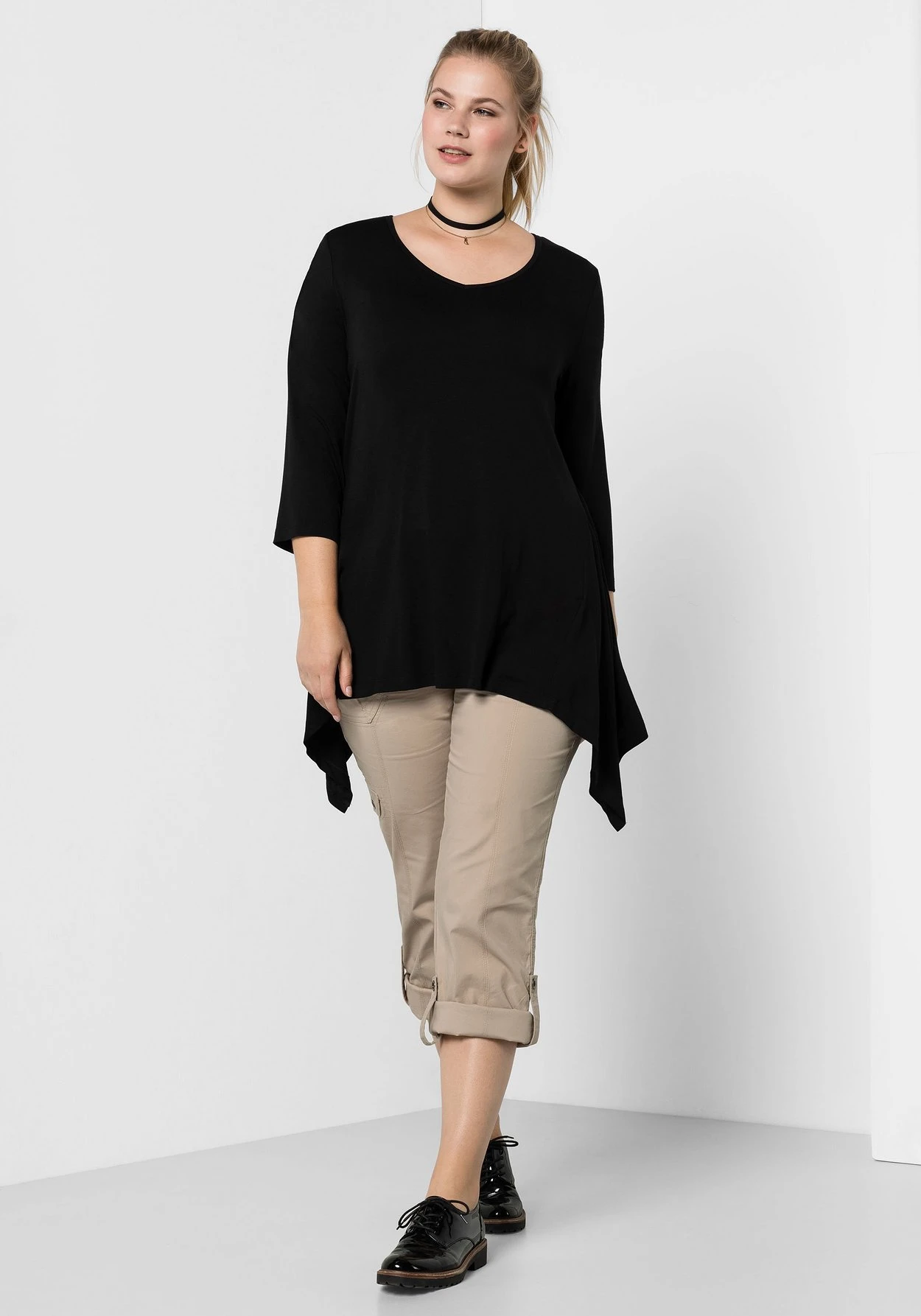 Sheego Gerade Cargo-Hose Mit Krempelbaren Beinen 7 Sheego Gerade Cargo-Hose Mit Krempelbaren Beinen – Bild 5