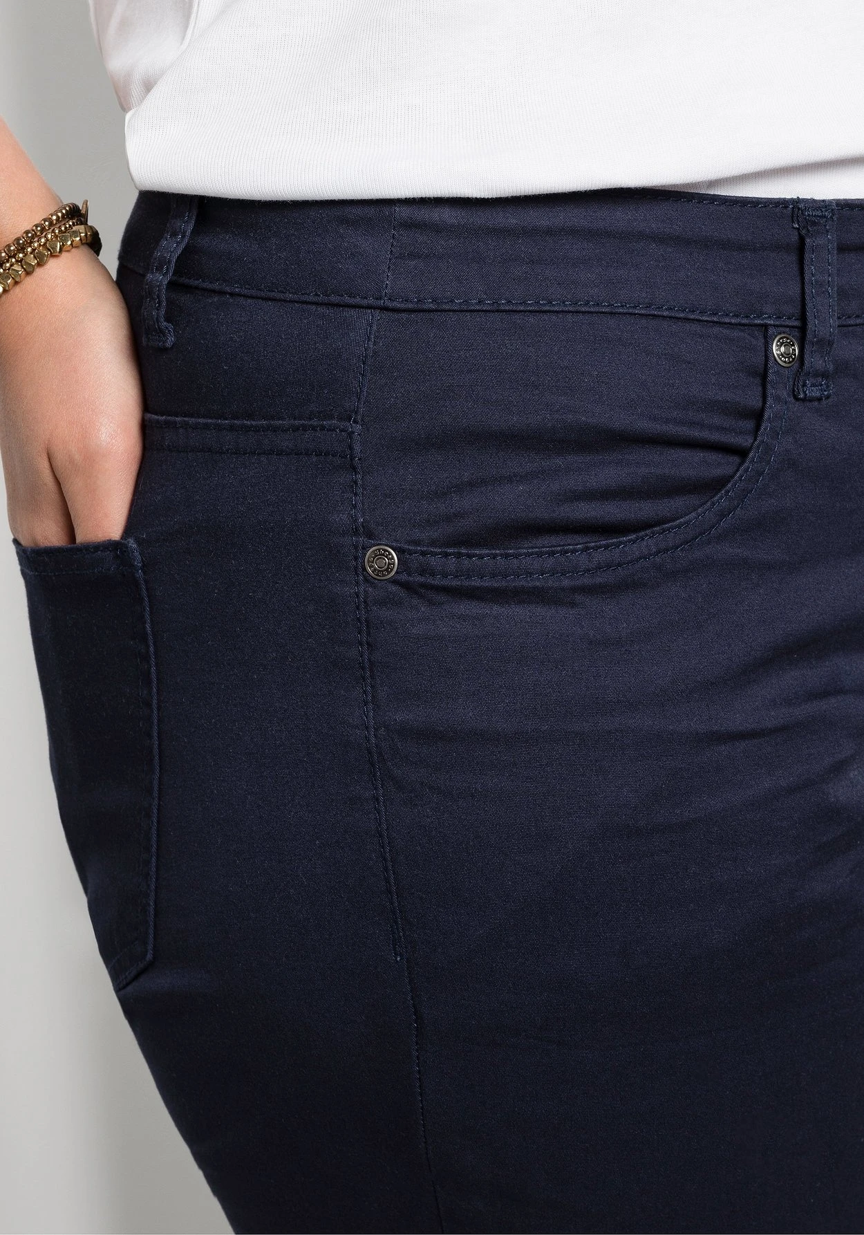 Sheego Gerade Hose Aus Baumwoll-Twill 9 Sheego Gerade Hose Aus Baumwoll-Twill – Bild 7