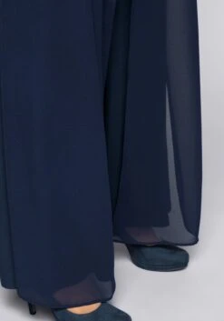 Sheego Weite Hose Im Lagenlook 16 Sheego Weite Hose Im Lagenlook -Sheego Verkaufsgeschäft 13069100018 02N3T 00 SH