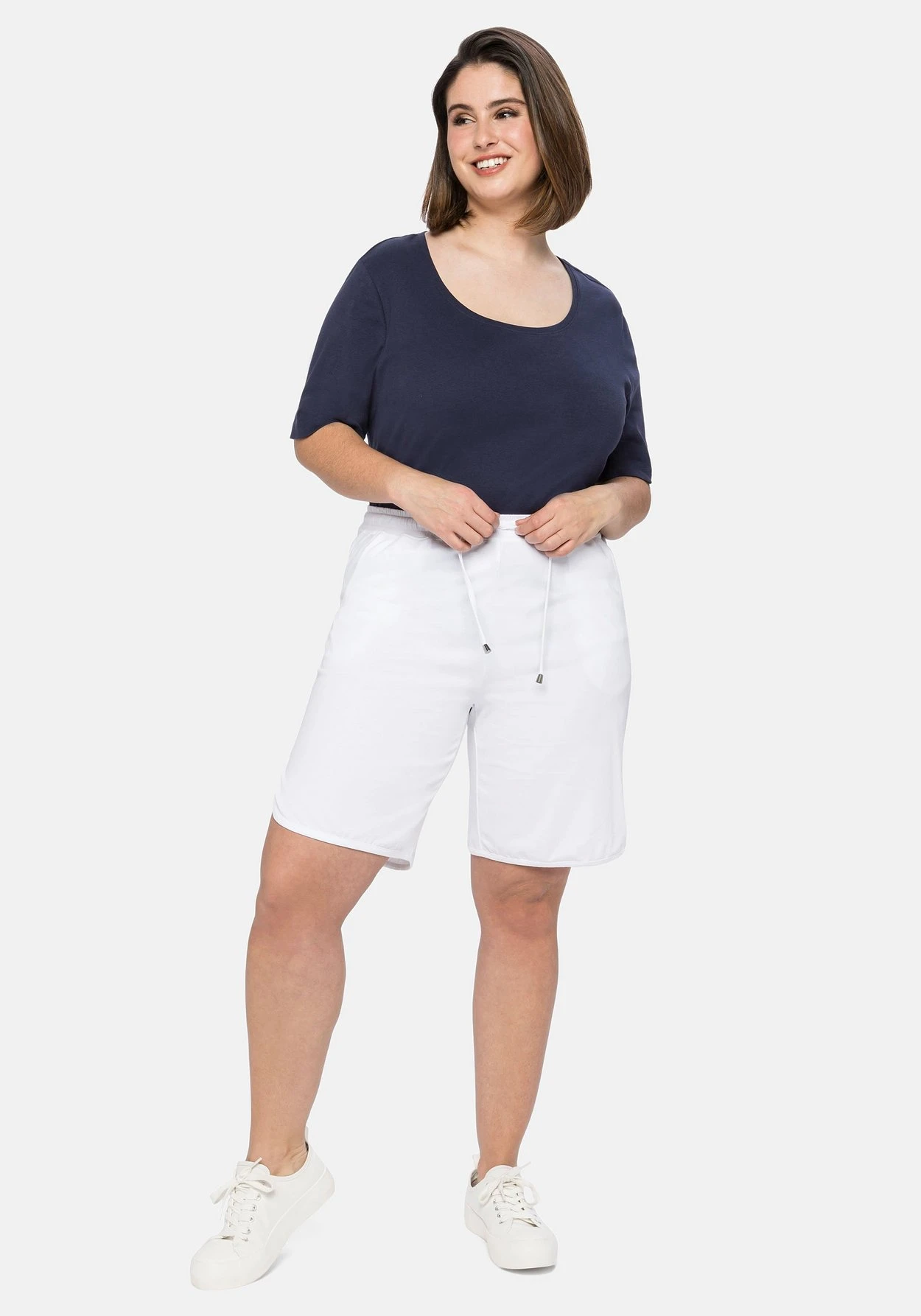 Sheego Jersey-Bermudas Mit Schlupfbund Und Tunnelzug 7 Sheego Jersey-Bermudas Mit Schlupfbund Und Tunnelzug – Bild 5