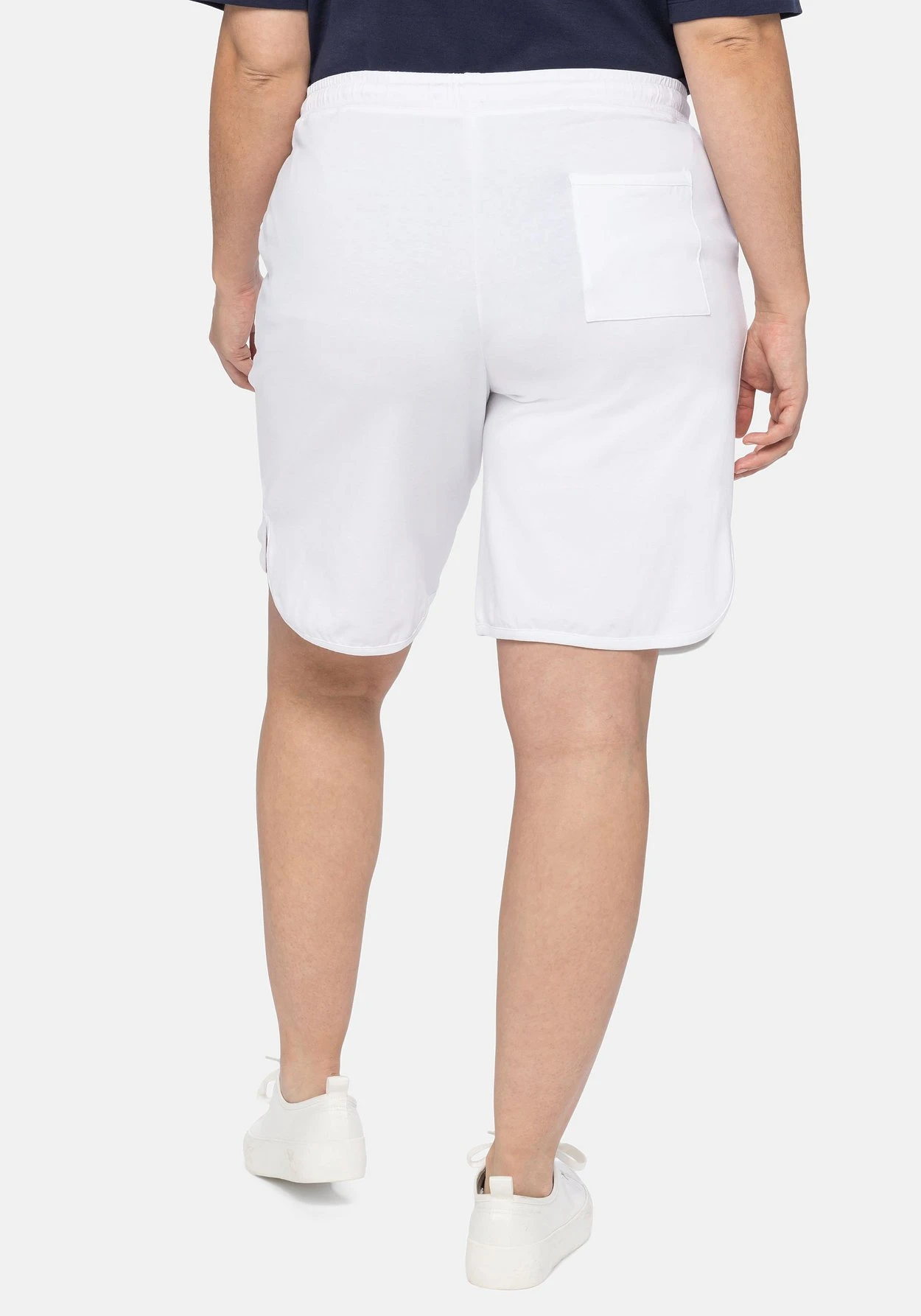 Sheego Jersey-Bermudas Mit Schlupfbund Und Tunnelzug 5 Sheego Jersey-Bermudas Mit Schlupfbund Und Tunnelzug – Bild 3