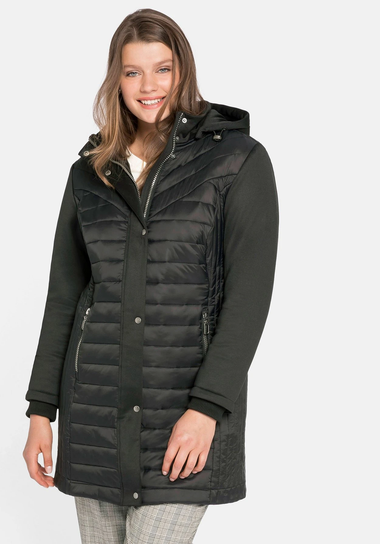 Sheego Steppjacke Im Materialmix, Mit Kapuze 7 Sheego Steppjacke Im Materialmix, Mit Kapuze – Bild 5