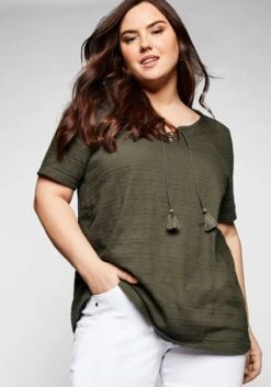 Sheego Shirt In Jacquard-Optik, Mit Bindeband 13 Sheego Shirt In Jacquard-Optik, Mit Bindeband -Sheego Verkaufsgeschäft 13854901684 03UAV 00 SH