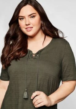 Sheego Shirt In Jacquard-Optik, Mit Bindeband 12 Sheego Shirt In Jacquard-Optik, Mit Bindeband -Sheego Verkaufsgeschäft 13854901684 03UAW 00 SH