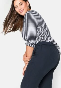 Sheego Gerade Hose Mit Seitenschlitzen Aus TENCEL™ Lyocell 17 Sheego Gerade Hose Mit Seitenschlitzen Aus TENCEL™ Lyocell -Sheego Verkaufsgeschäft 13859400035 03PCC 02 SH