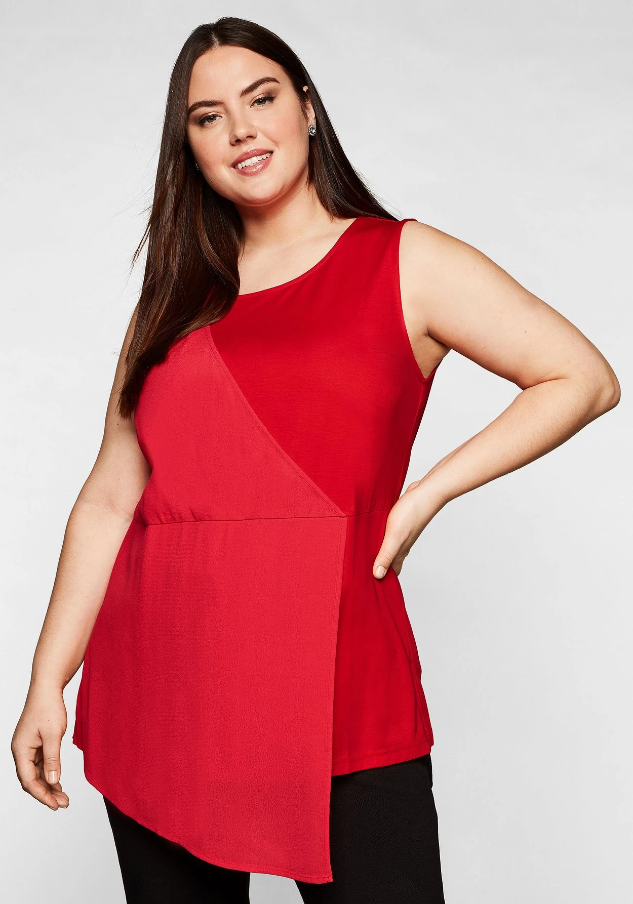 Sheego Top In Layer- Und Wickeloptik, Im Materialmix 3 Sheego Top In Layer- Und Wickeloptik, Im Materialmix