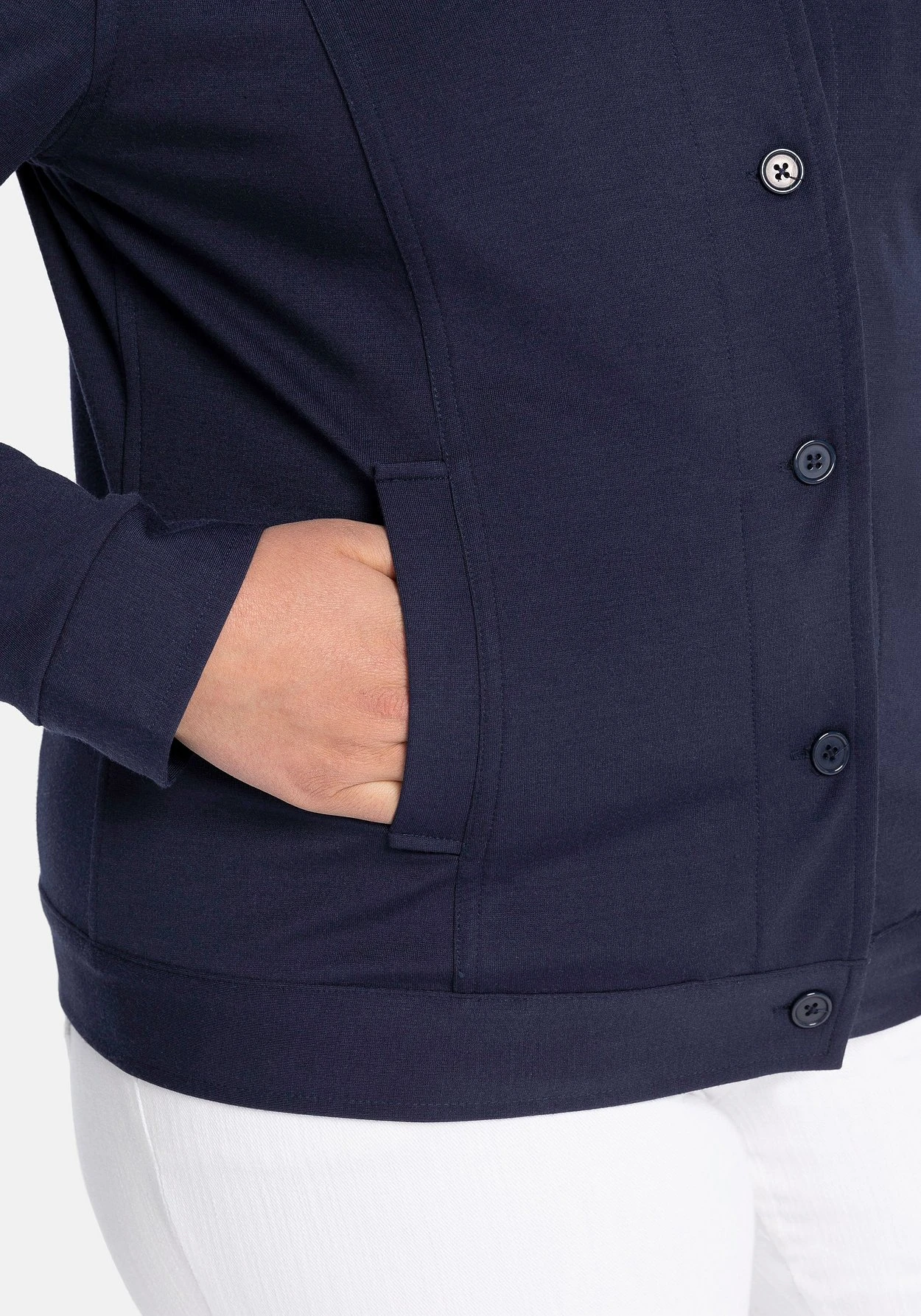 Sheego Kurzjacke Aus Interlock, Leicht Tailliert 8 Sheego Kurzjacke Aus Interlock, Leicht Tailliert – Bild 6