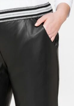 Sheego 3/4-Hose In Lederoptik, Mit Schlupfbund 16 Sheego 3/4-Hose In Lederoptik, Mit Schlupfbund -Sheego Verkaufsgeschäft 14002700289 03XAM 02 SH