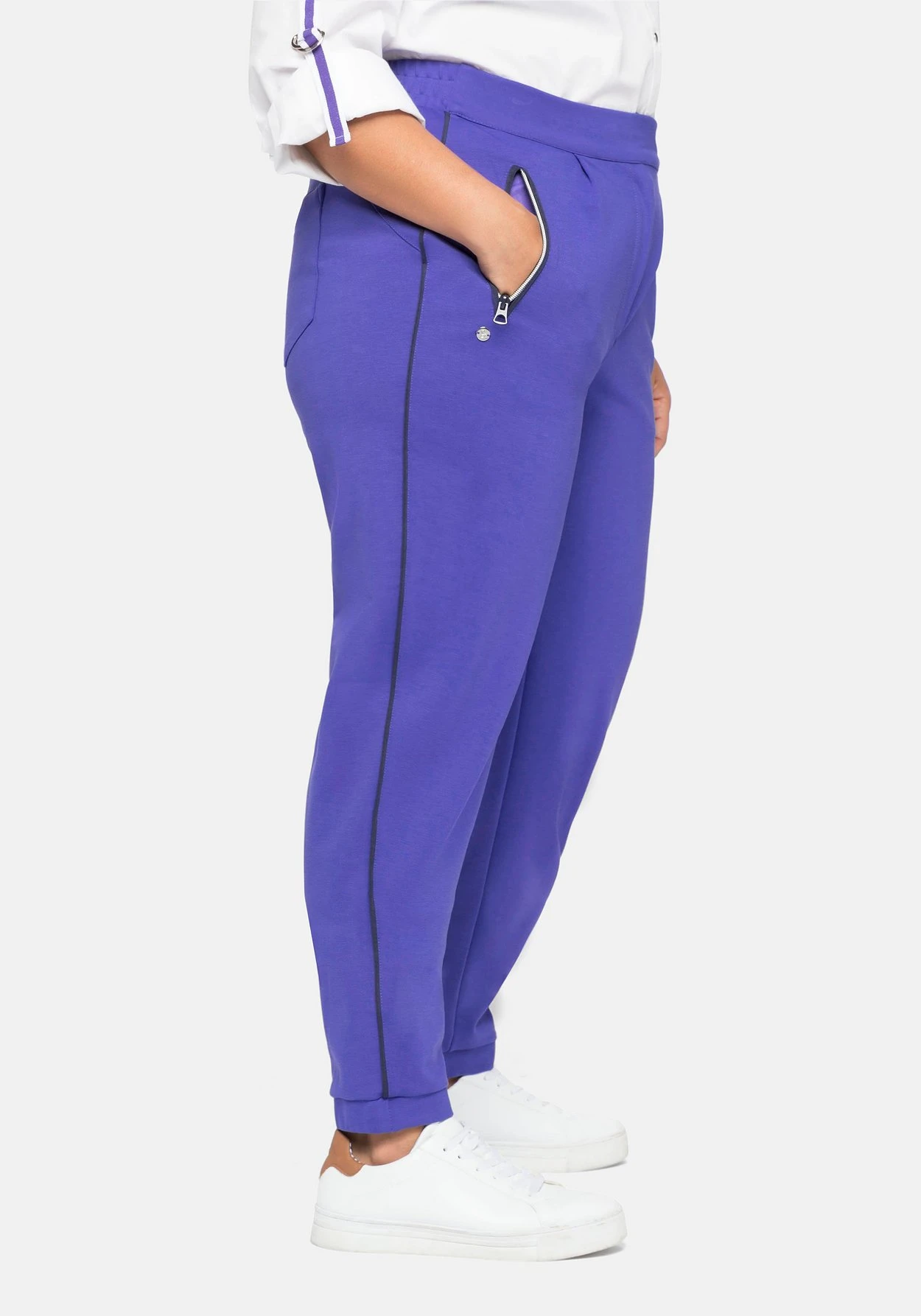 Sheego Joggpants Mit Gummibund Und Druckknöpfen 4 Sheego Joggpants Mit Gummibund Und Druckknöpfen – Bild 2