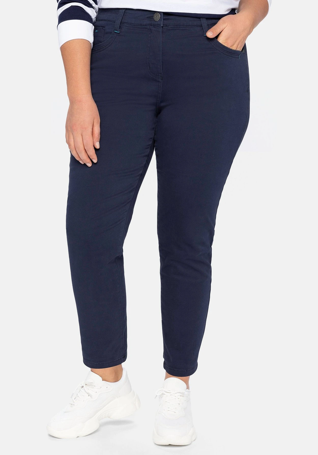 Sheego Schmale Stretchhose In Twill-Qualität 10 Sheego Schmale Stretchhose In Twill-Qualität – Bild 8