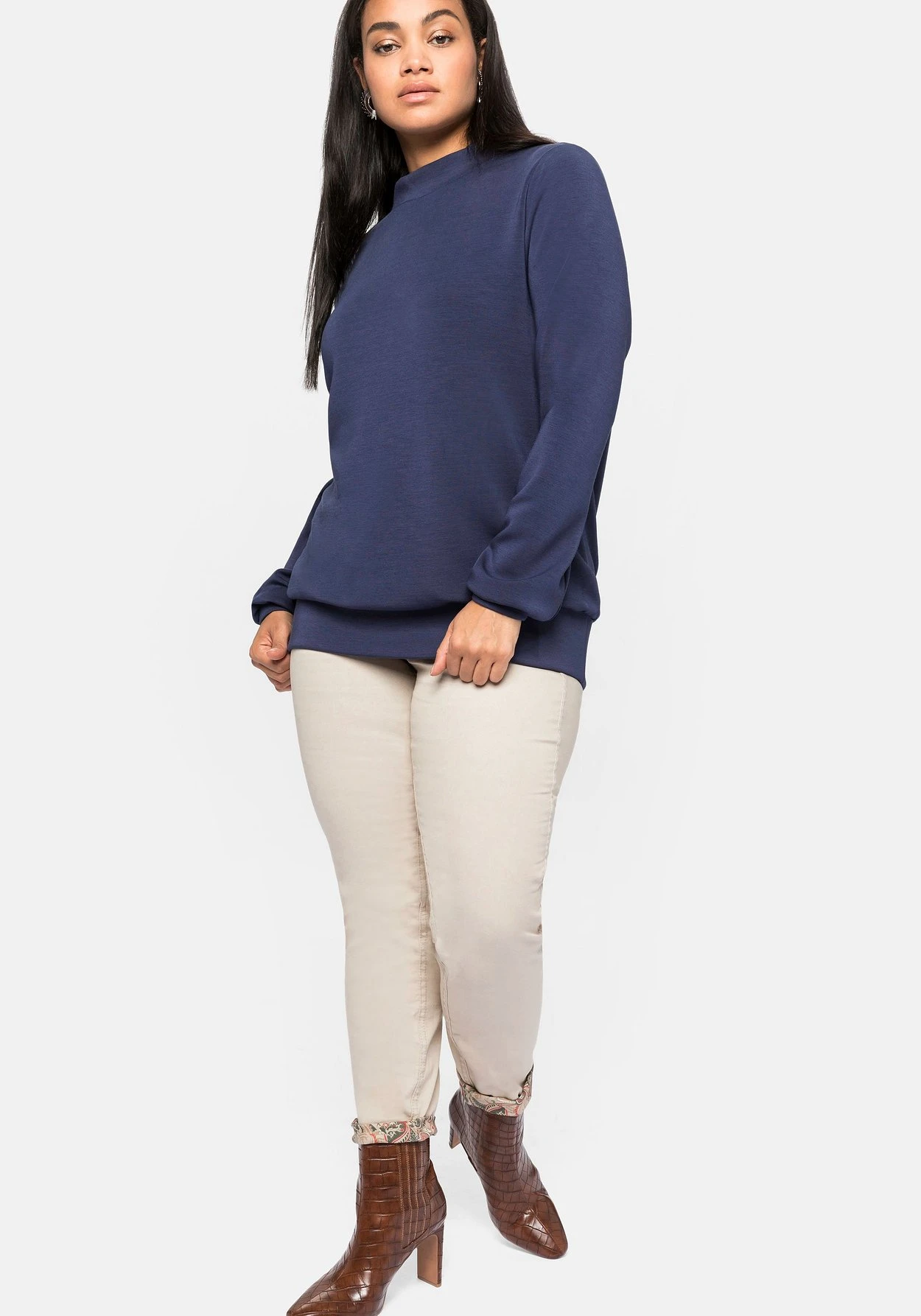 Sheego Schmale Wendehose, Uni Und Mit Druck 10 Sheego Schmale Wendehose, Uni Und Mit Druck – Bild 8