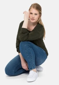 Sheego Slim Jeans Mit Vorverlegter Teilungsnaht 17 Sheego Slim Jeans Mit Vorverlegter Teilungsnaht -Sheego Verkaufsgeschäft 14026100053 043JT 02 SH