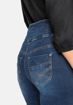 Sheego Slim Jeans In Curvy-Schnitt ANNE, Mit High-Waist-Bund 17 Sheego Slim Jeans In Curvy-Schnitt ANNE, Mit High-Waist-Bund -Sheego Verkaufsgeschäft 14026200330 043IU 02 SH