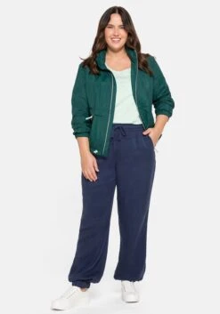 Sheego Windbreaker Mit Kapuze, In Kleiner Tasche Verstaubar 13 Sheego Windbreaker Mit Kapuze, In Kleiner Tasche Verstaubar -Sheego Verkaufsgeschäft 14178001685 049MU 02 SH