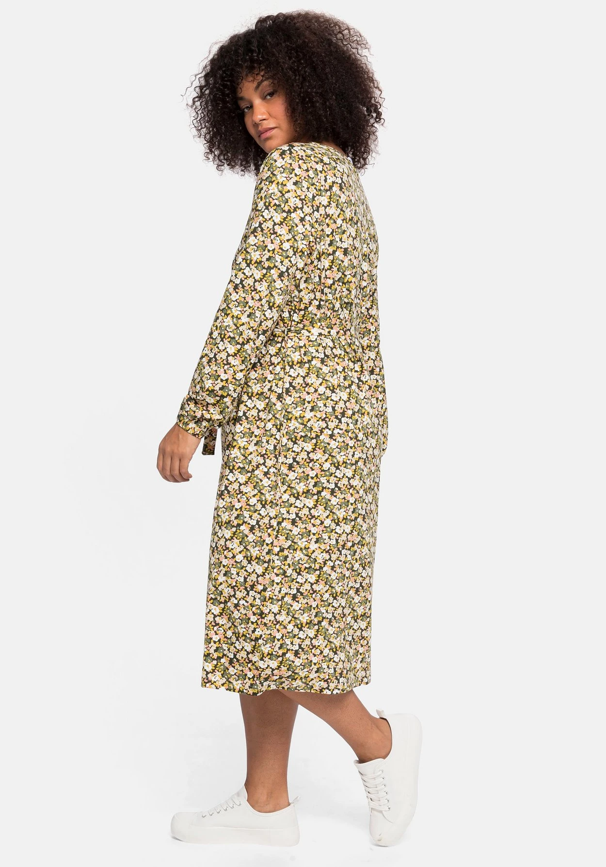 Sheego Jerseykleid Mit Millefleurs-Druck Und V-Ausschnitt 3 Sheego Jerseykleid Mit Millefleurs-Druck Und V-Ausschnitt