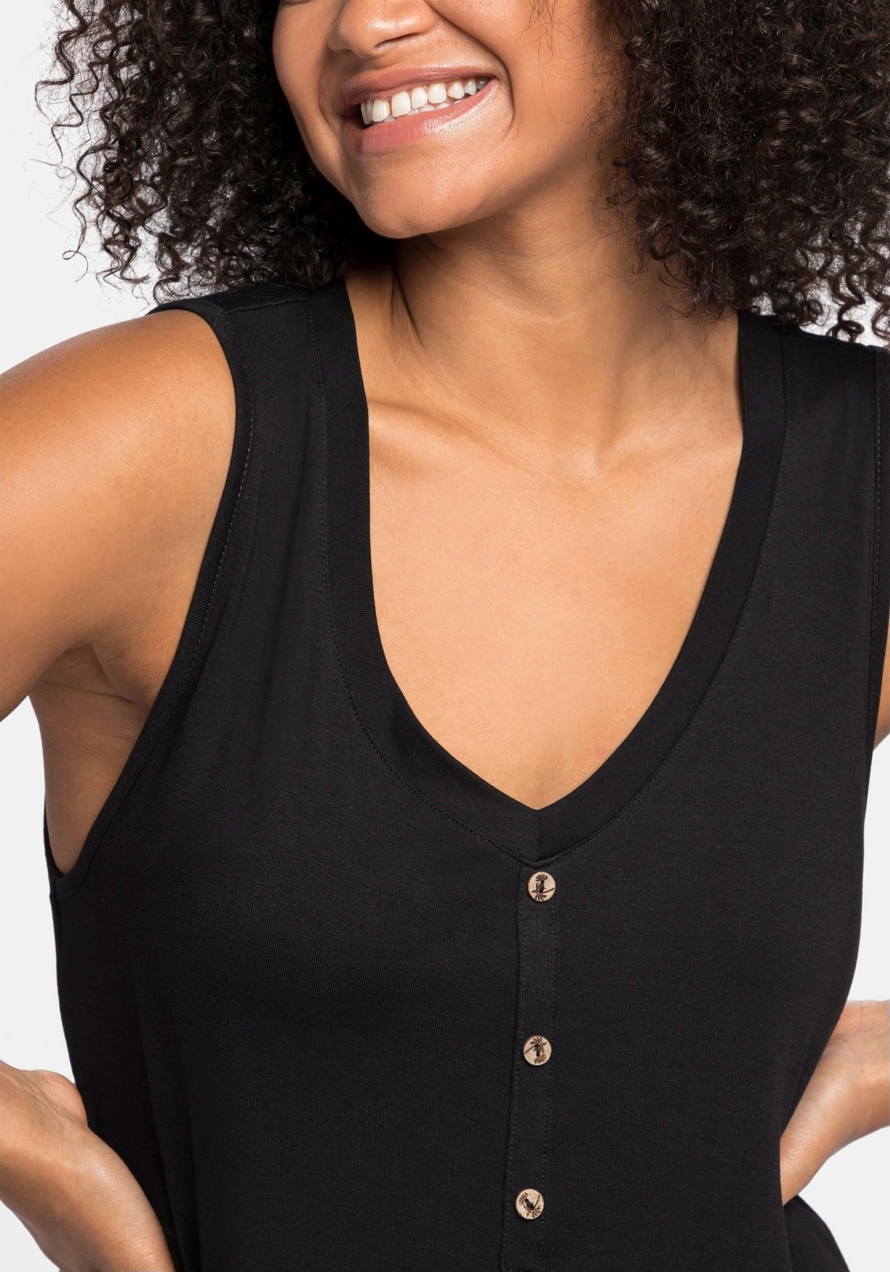 Sheego Ärmelloses Strandkleid, Hinten Länger Als Vorn 7 Sheego Ärmelloses Strandkleid, Hinten Länger Als Vorn – Bild 5