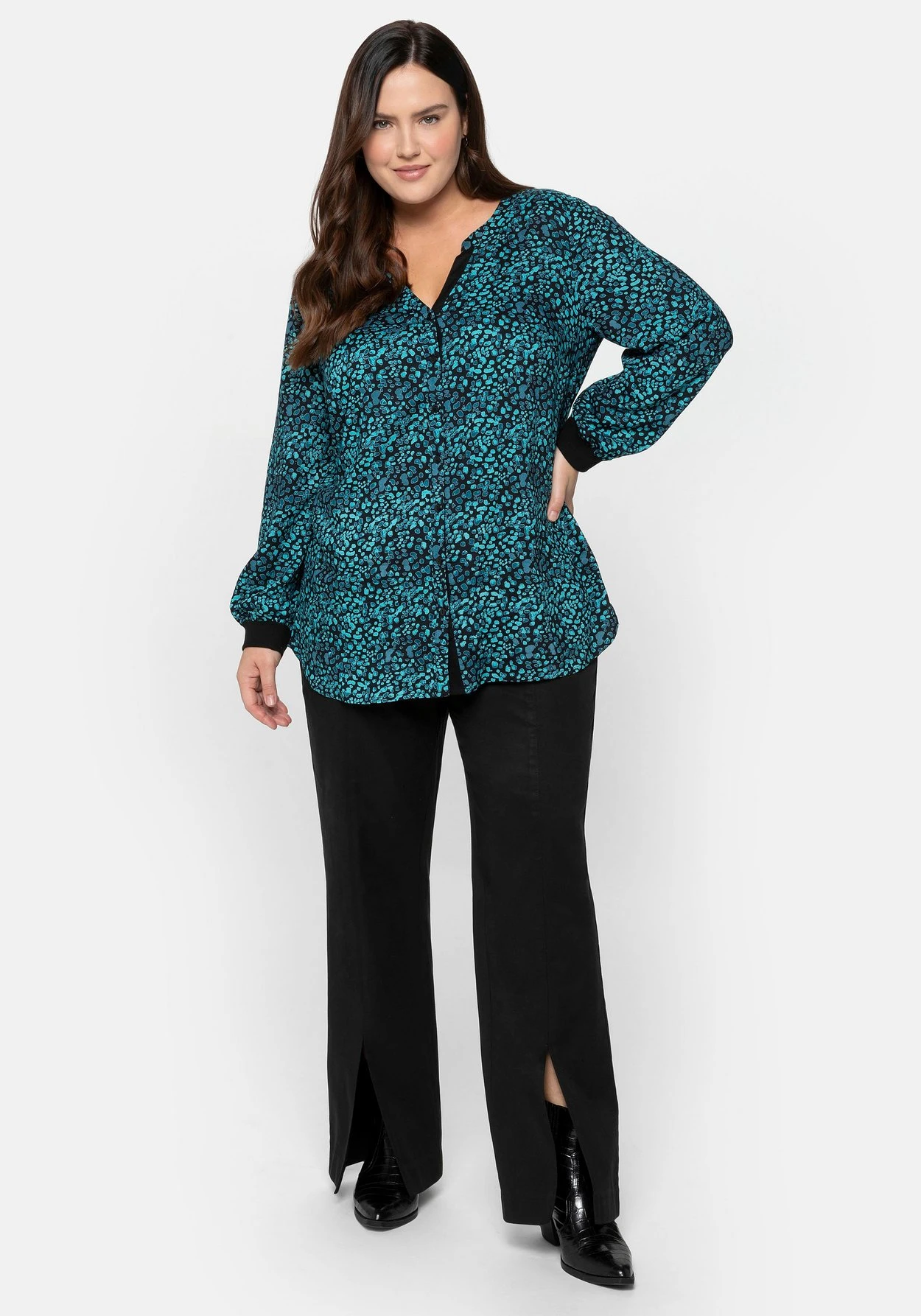 Sheego Gerade Hose Mit Schlitzen Vorn Im Saum 7 Sheego Gerade Hose Mit Schlitzen Vorn Im Saum – Bild 5