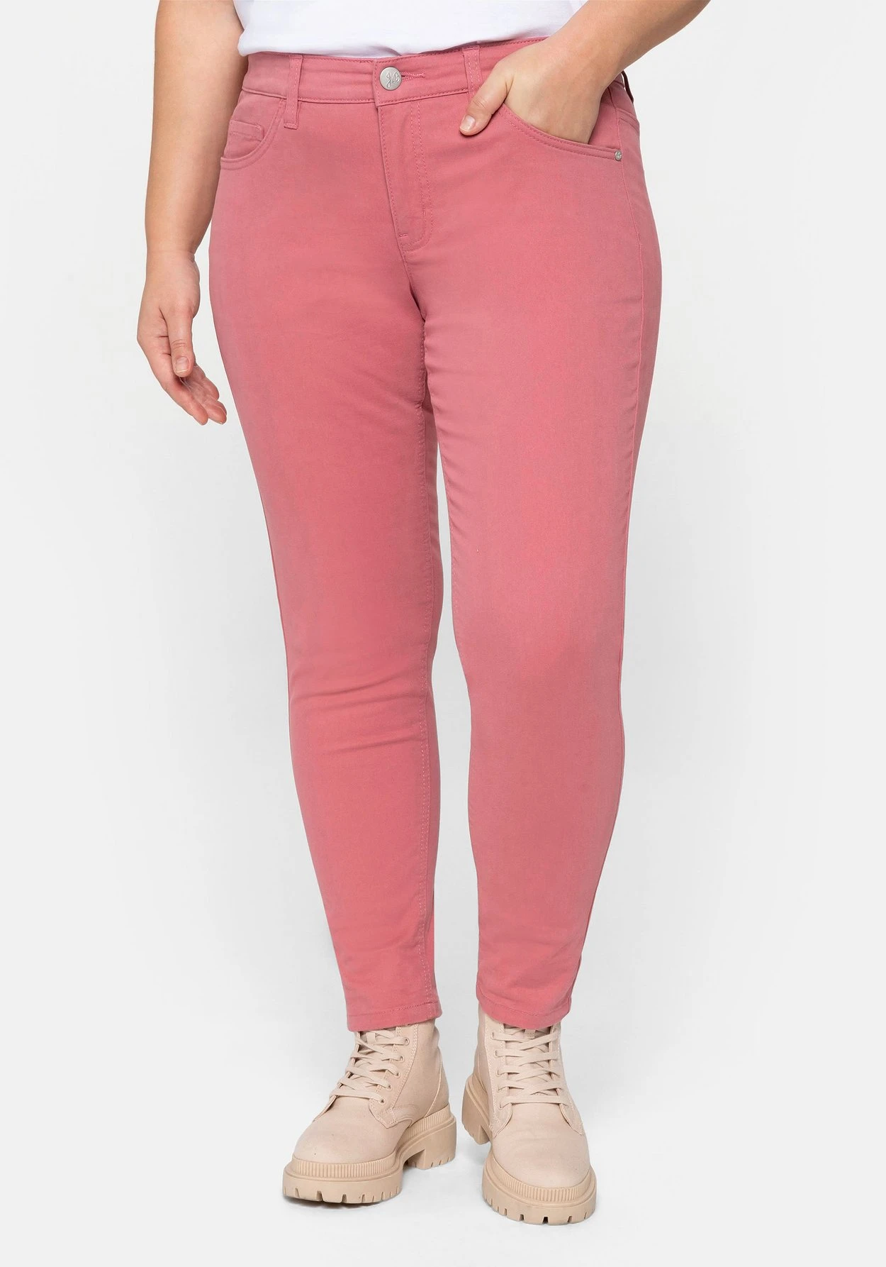 Schmale Twill-Hose In Samtig-weicher Qualität 3 Schmale Twill-Hose In Samtig-weicher Qualität