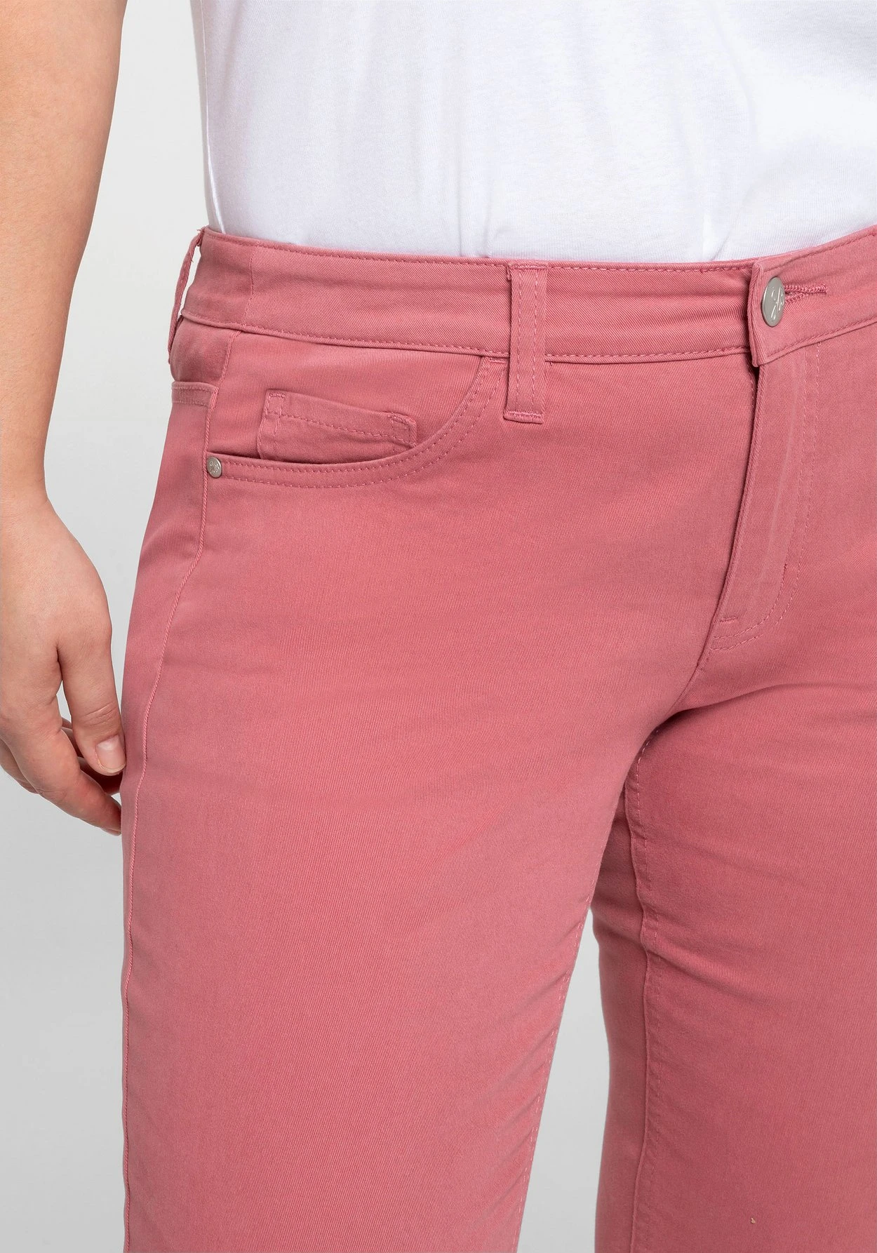 Schmale Twill-Hose In Samtig-weicher Qualität 9 Schmale Twill-Hose In Samtig-weicher Qualität – Bild 7