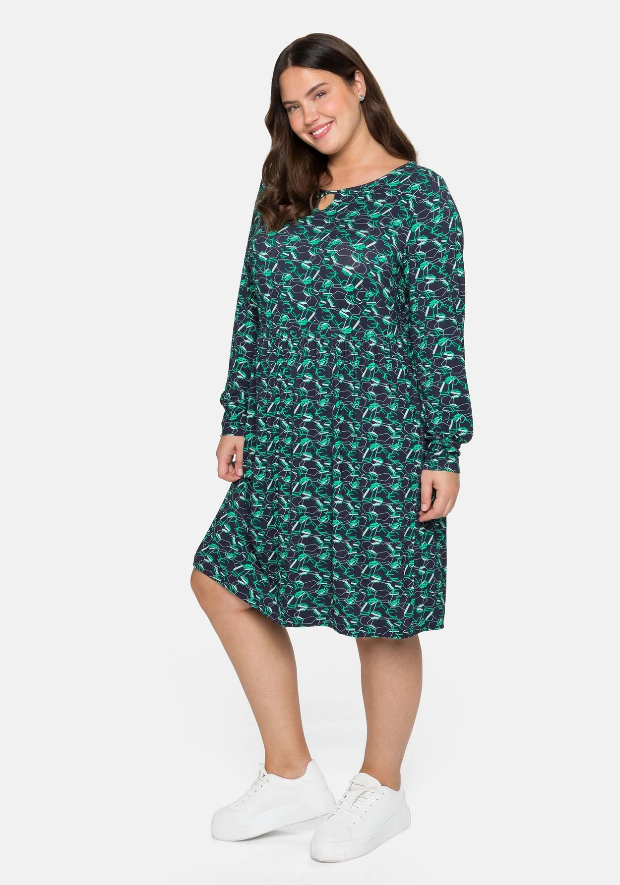 Sheego Jerseykleid Mit Alloverdruck Und Schlüssellochdetail 4 Sheego Jerseykleid Mit Alloverdruck Und Schlüssellochdetail – Bild 2