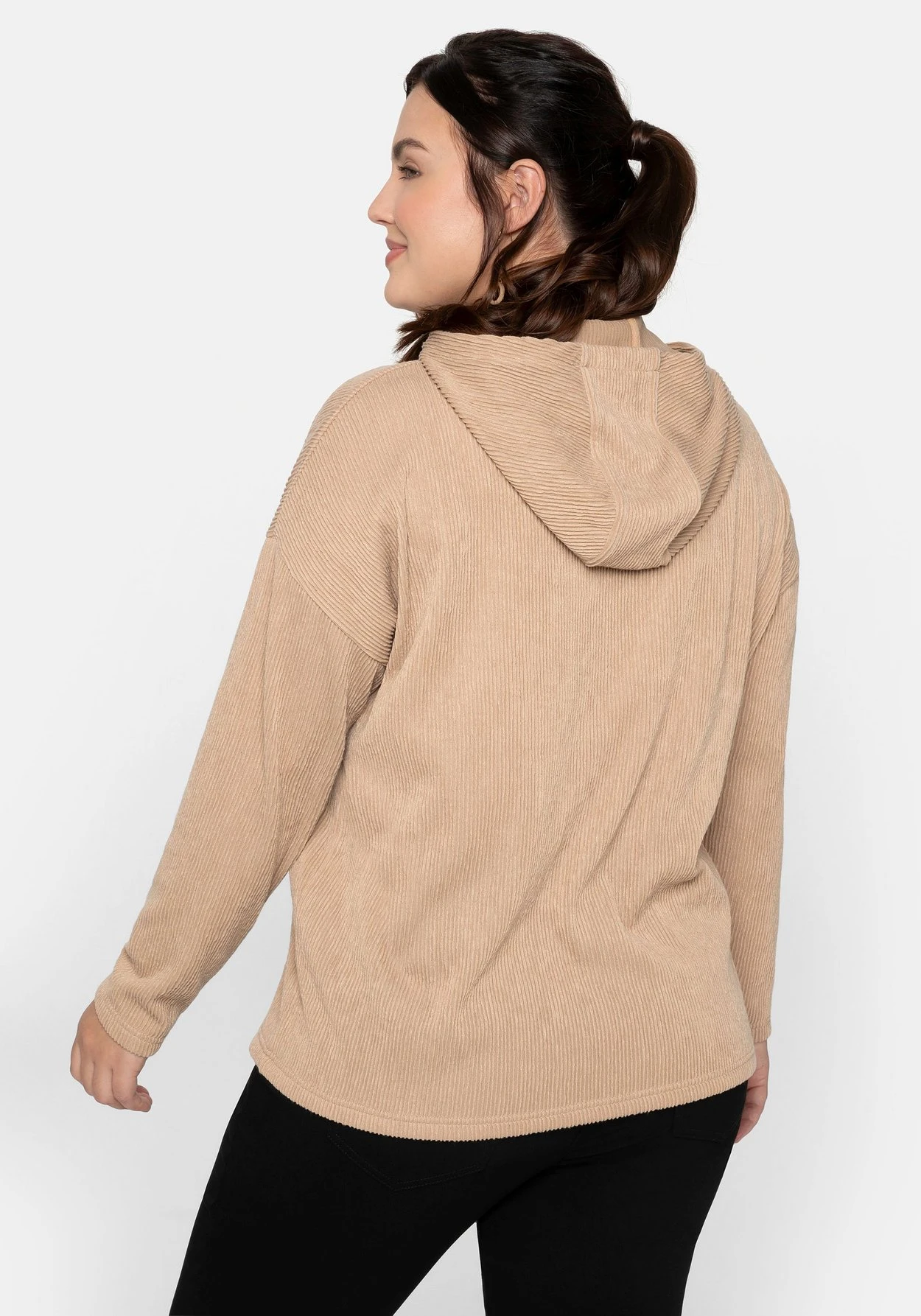 Sheego Langarmshirt In Strukturierter Optik, Mit Kapuze 4 Sheego Langarmshirt In Strukturierter Optik, Mit Kapuze – Bild 2