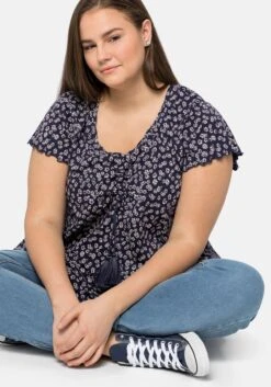 Sheego Shirt Mit Alloverdruck, In Zipfelform 13 Sheego Shirt Mit Alloverdruck, In Zipfelform -Sheego Verkaufsgeschäft 14375902018 04BN4 02 SH