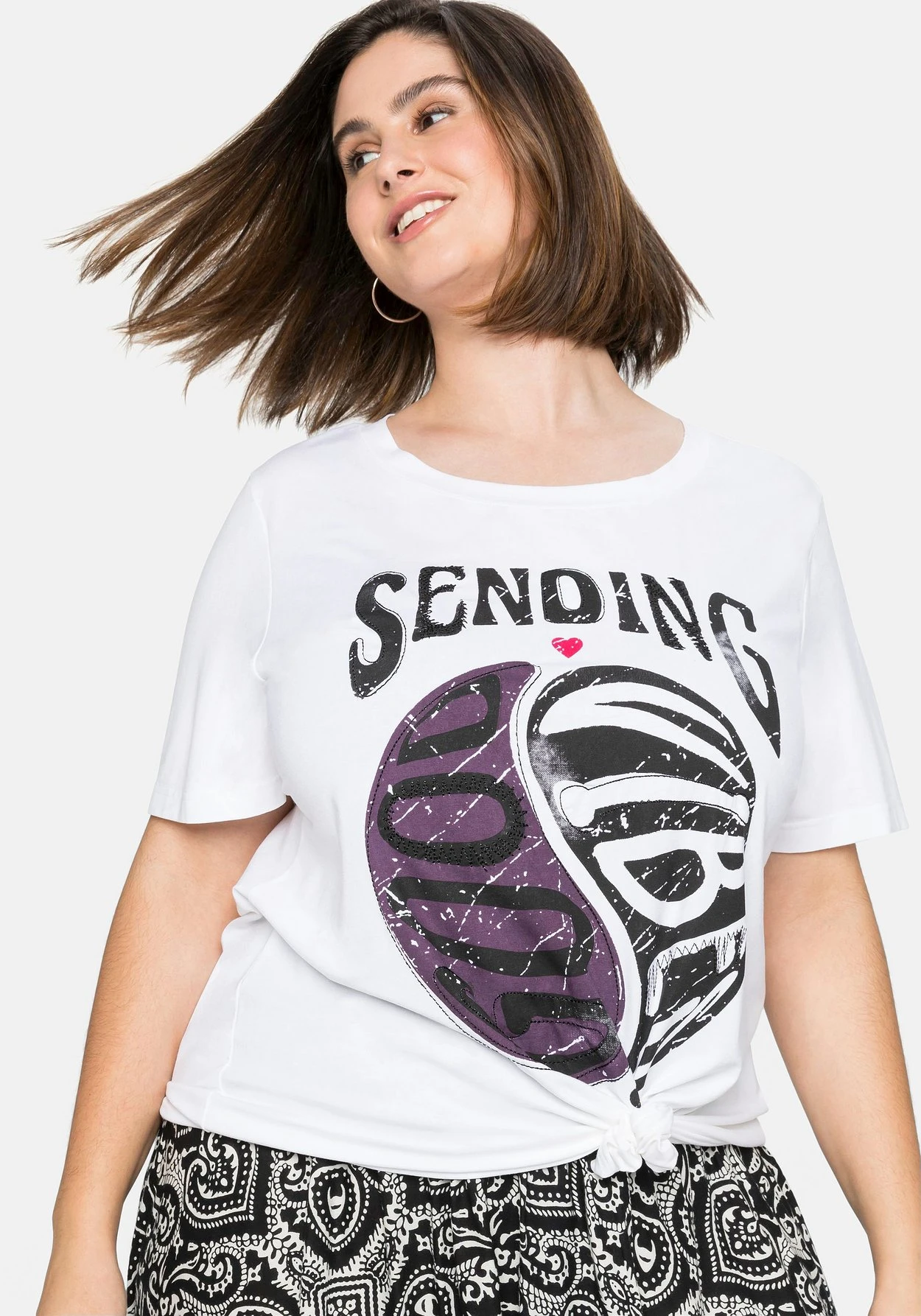 Shirt Mit Frontdruck Und Stickerei 8 Shirt Mit Frontdruck Und Stickerei – Bild 6