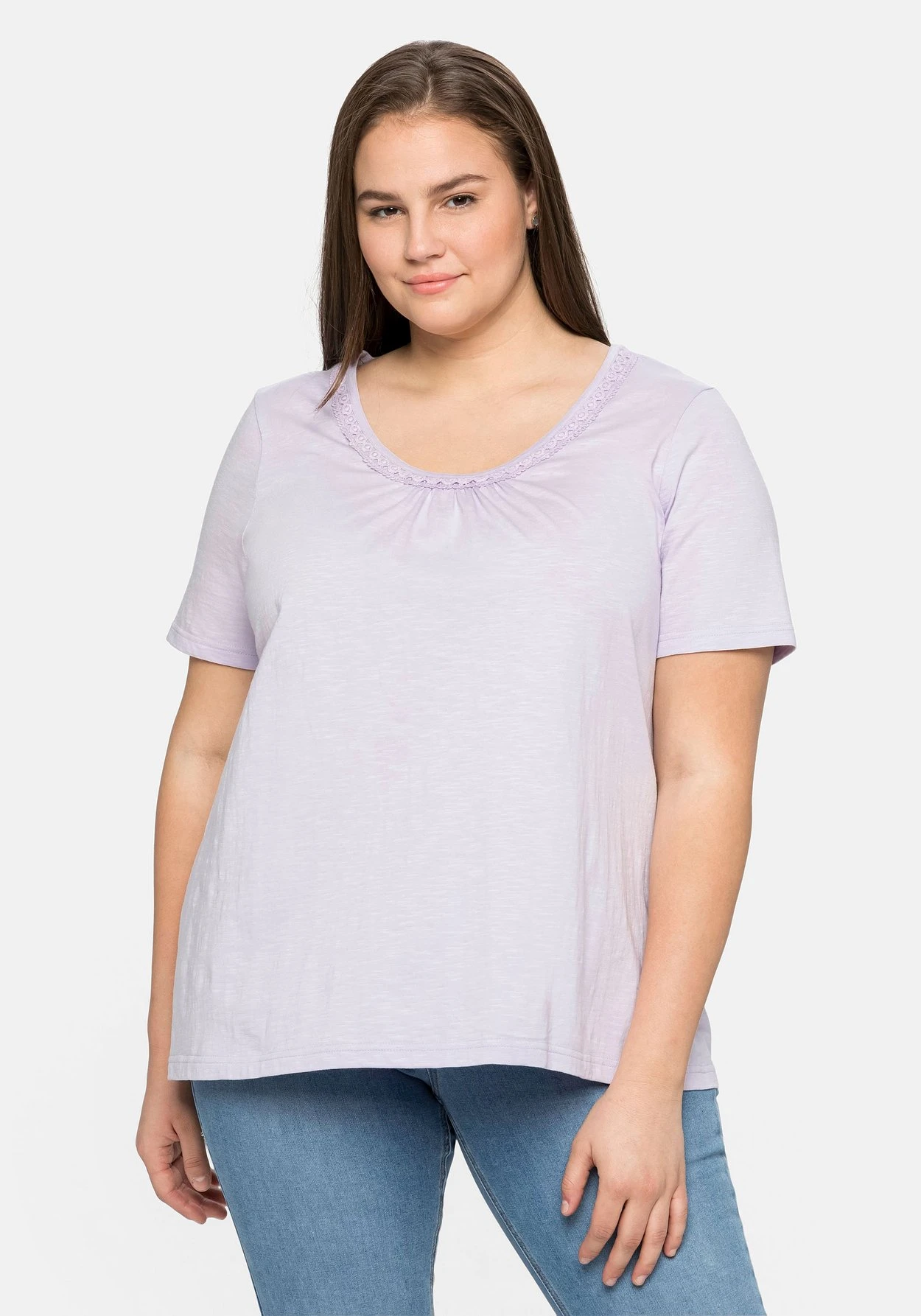 Sheego Shirt Mit Dezenter Spitze Und Raffung Am Ausschnitt 3 Sheego Shirt Mit Dezenter Spitze Und Raffung Am Ausschnitt