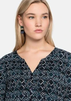 Sheego Jerseykleid Mit Alloverdruck Und Smokdetails 13 Sheego Jerseykleid Mit Alloverdruck Und Smokdetails -Sheego Verkaufsgeschäft 14386400452 04BRL 02 SH