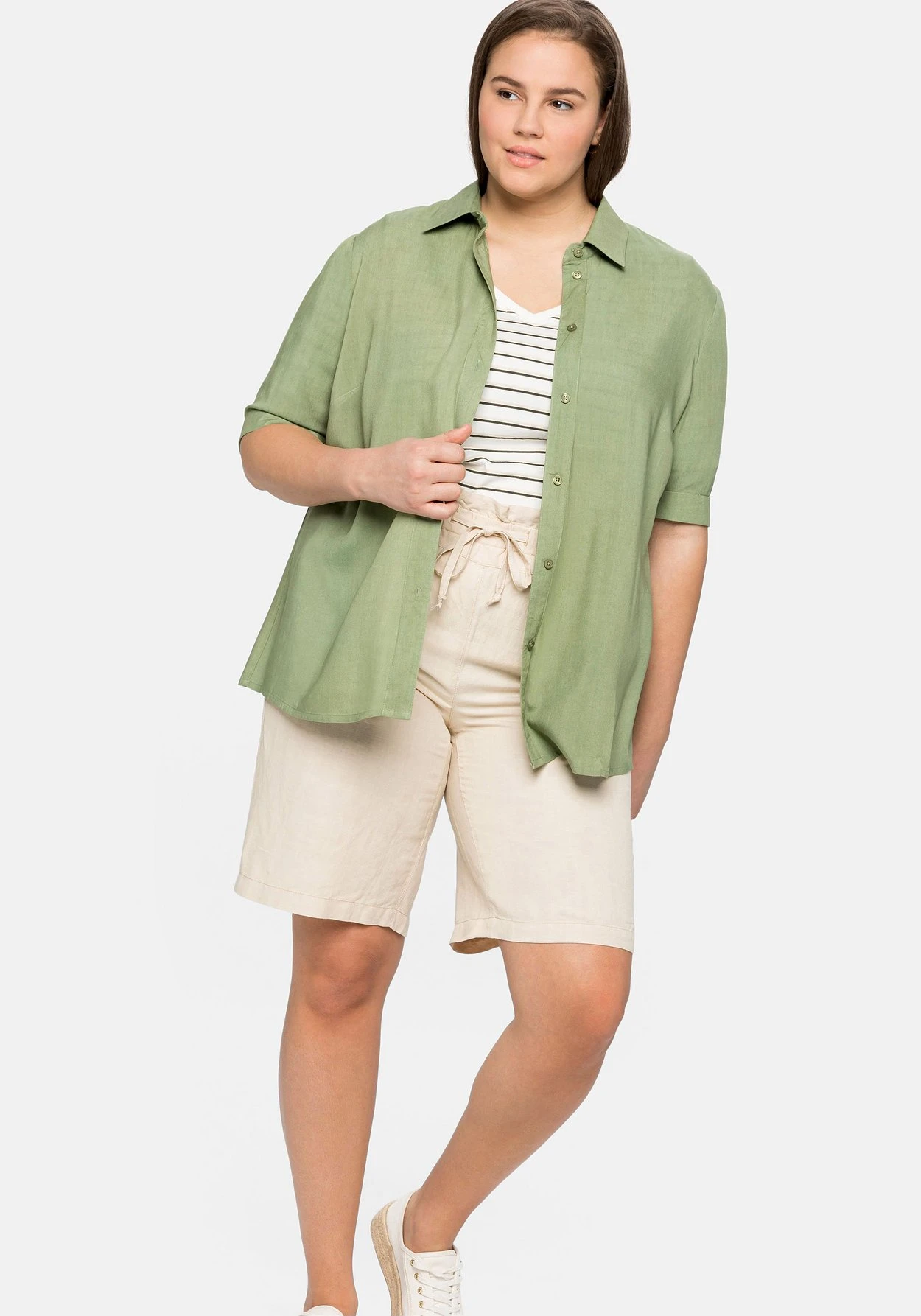 Sheego Bermudas Im Leinenmix, Mit Paperbag-Bund 10 Sheego Bermudas Im Leinenmix, Mit Paperbag-Bund – Bild 8