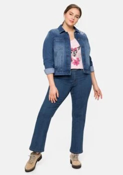 Sheego Kurze Jeansjacke Mit Trachten-Stickereien 11 Sheego Kurze Jeansjacke Mit Trachten-Stickereien -Sheego Verkaufsgeschäft 14401000053 04AQN 00 SH