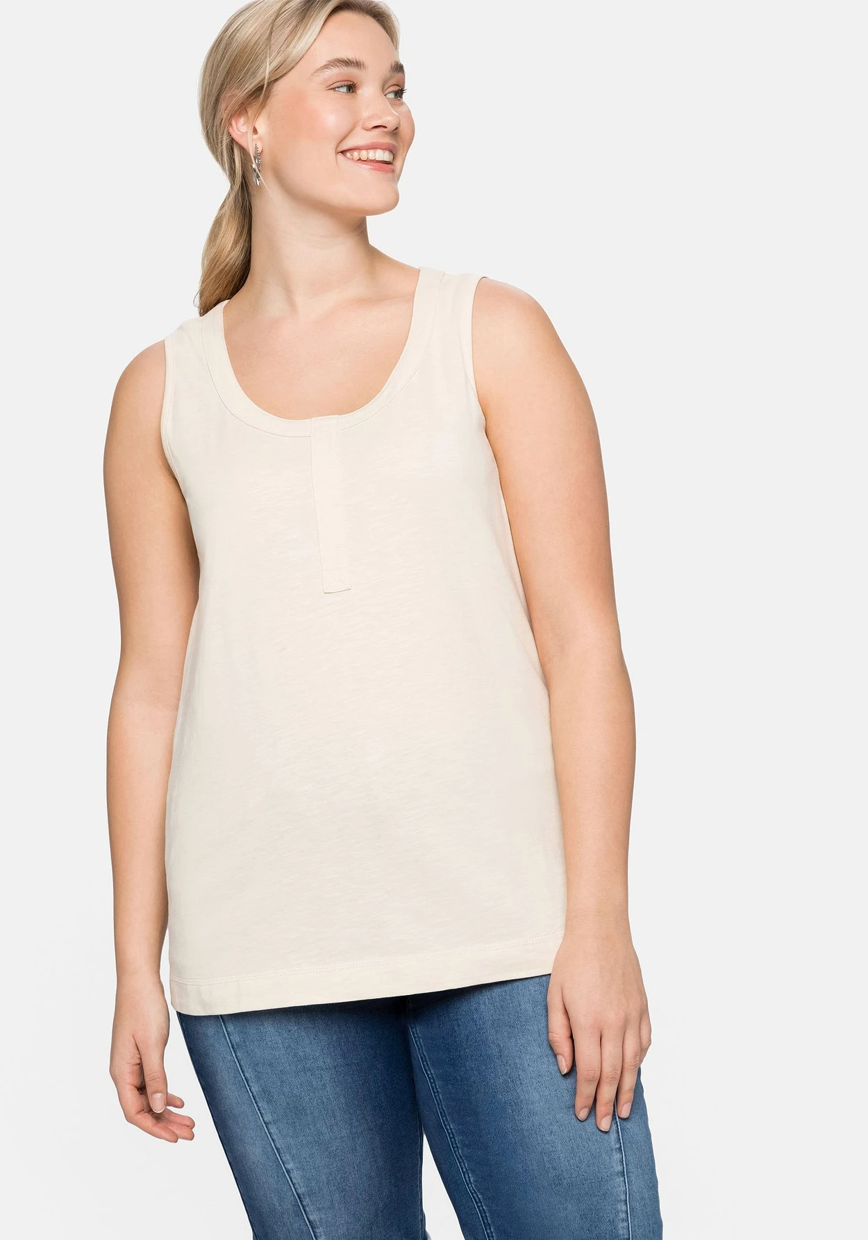 Sheego Tanktop Mit Zierknopfleiste, Geflammte Qualität 8 Sheego Tanktop Mit Zierknopfleiste, Geflammte Qualität – Bild 6