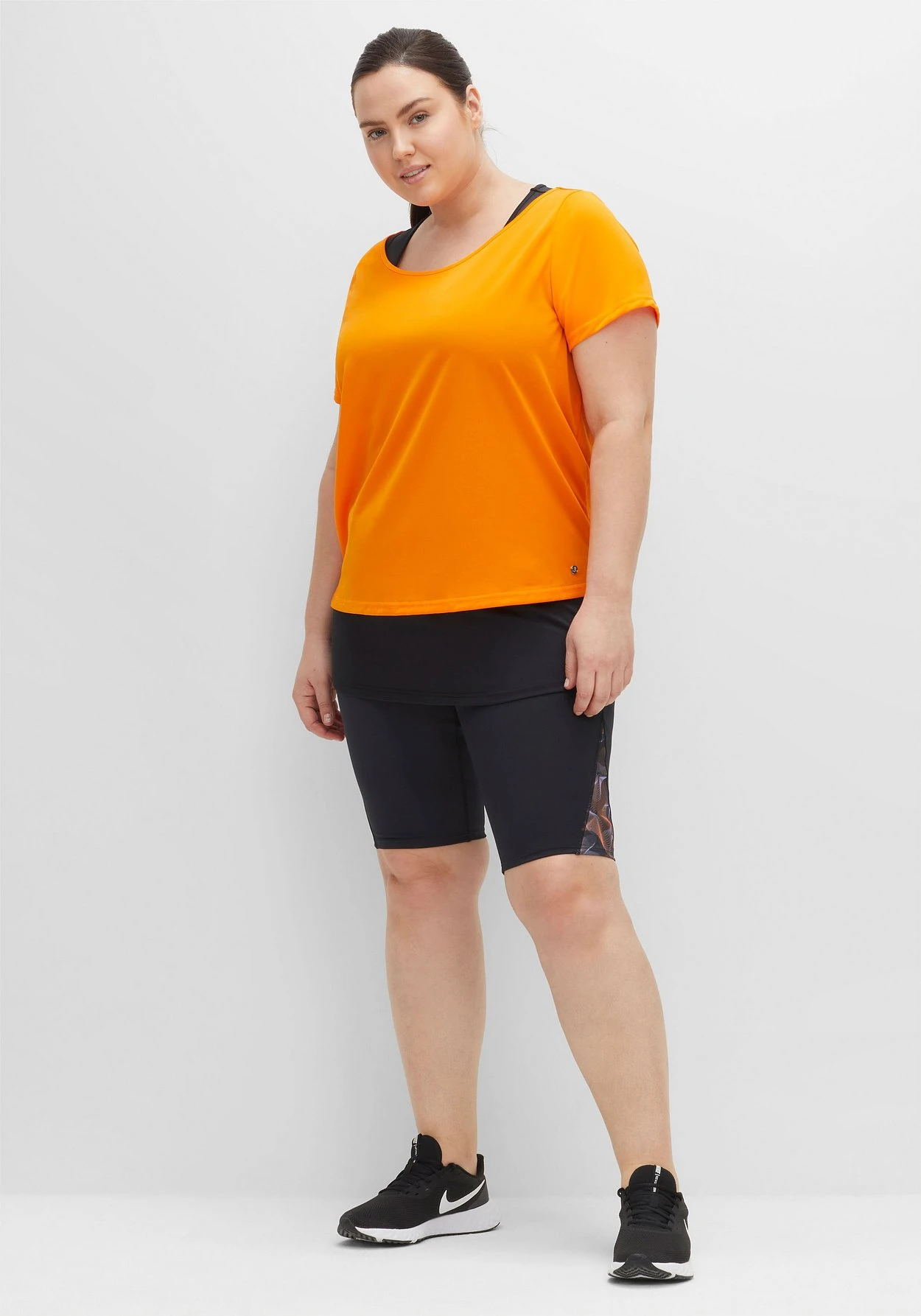 Sheego Radlerhose Aus Funktionsmaterial, Grafischer Druck 7 Sheego Radlerhose Aus Funktionsmaterial, Grafischer Druck – Bild 5