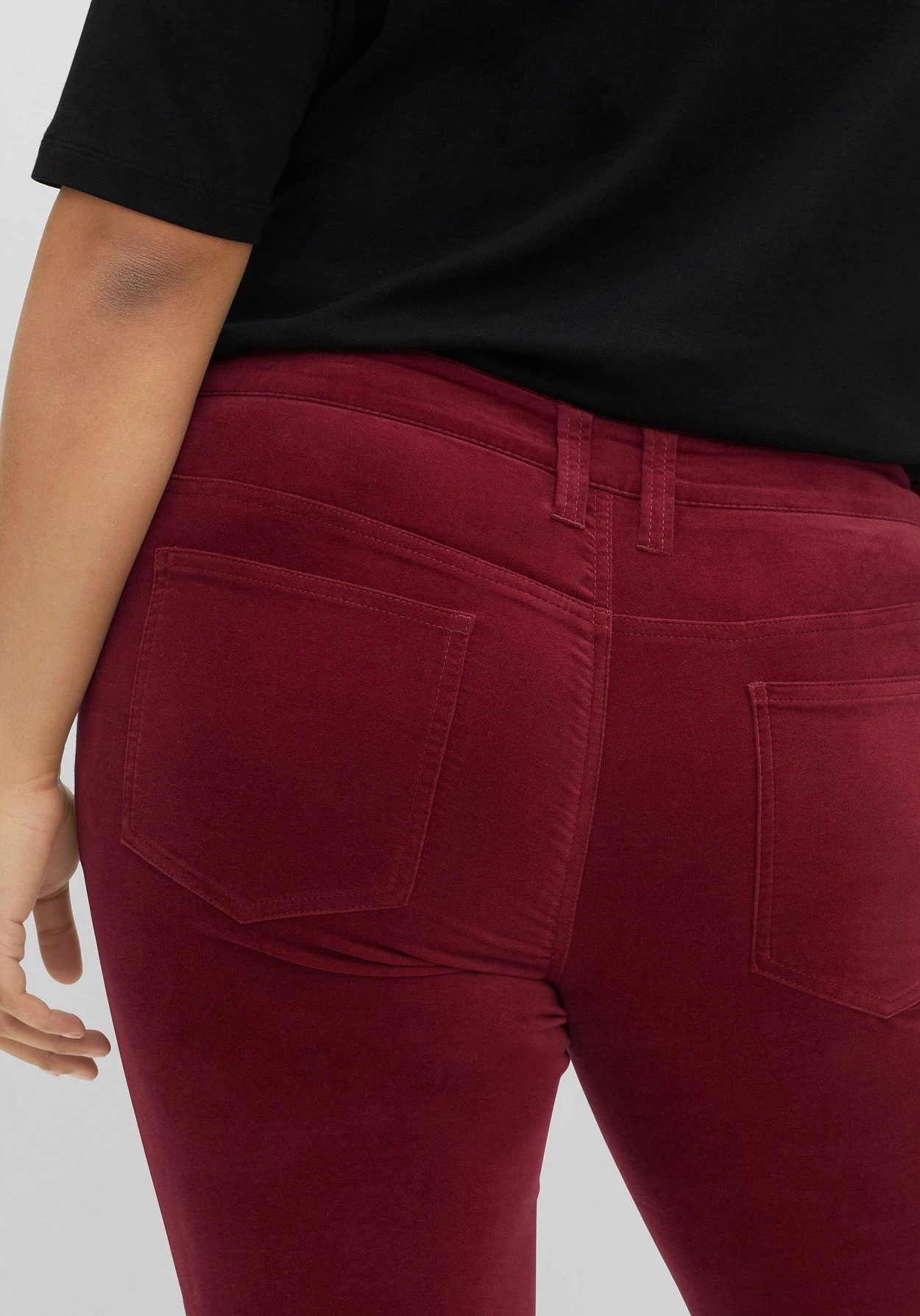 Gerade Samthose In Weicher, Elastischer Qualität 8 Gerade Samthose In Weicher, Elastischer Qualität – Bild 6