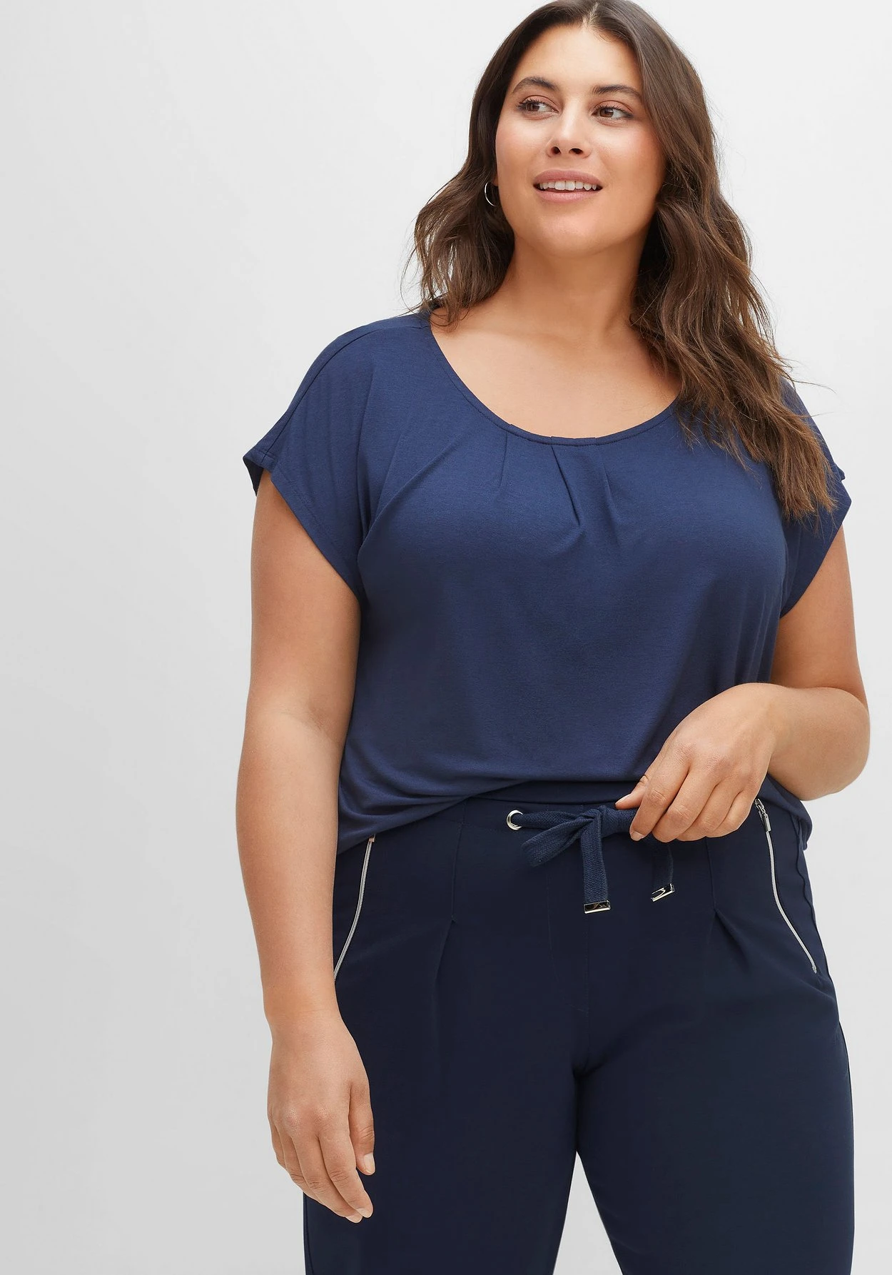 Sheego Joggpants Mit Breitem Saumbündchen 9 Sheego Joggpants Mit Breitem Saumbündchen – Bild 7