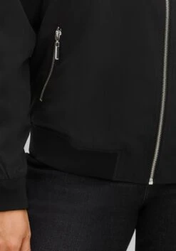 Sheego Blouson Mit Rippbündchen Und Reißverschluss 13 Sheego Blouson Mit Rippbündchen Und Reißverschluss -Sheego Verkaufsgeschäft 14492500289 04GMQ 02 SH