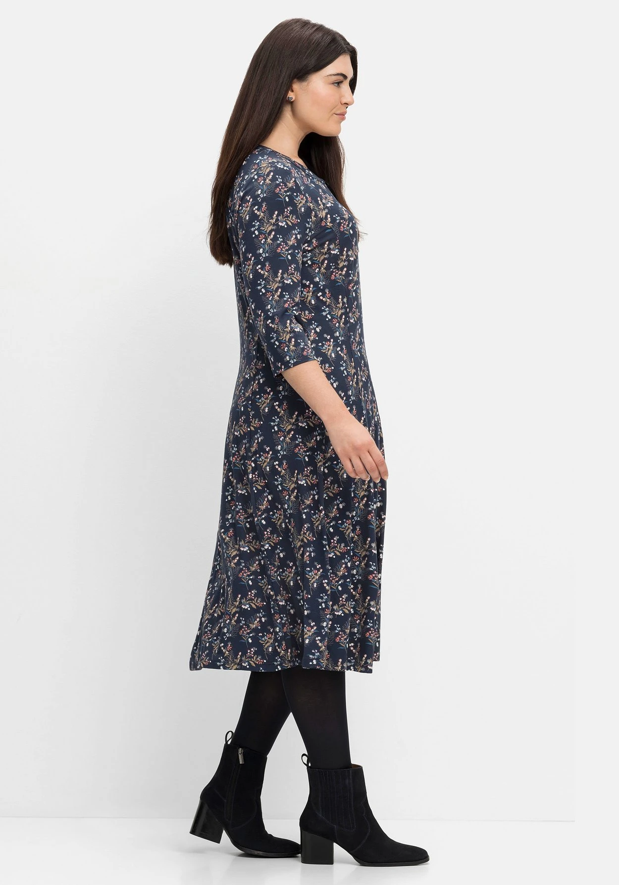 Sheego Jerseykleid In Midilänge, Mit Blumendruck 4 Sheego Jerseykleid In Midilänge, Mit Blumendruck – Bild 2
