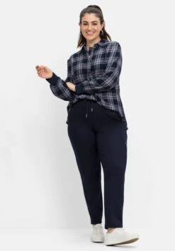 Sheego Karierte Tunika Mit Hemdkragen Und Reißverschluss 11 Sheego Karierte Tunika Mit Hemdkragen Und Reißverschluss -Sheego Verkaufsgeschäft 14566902118 04JFA 02 SH