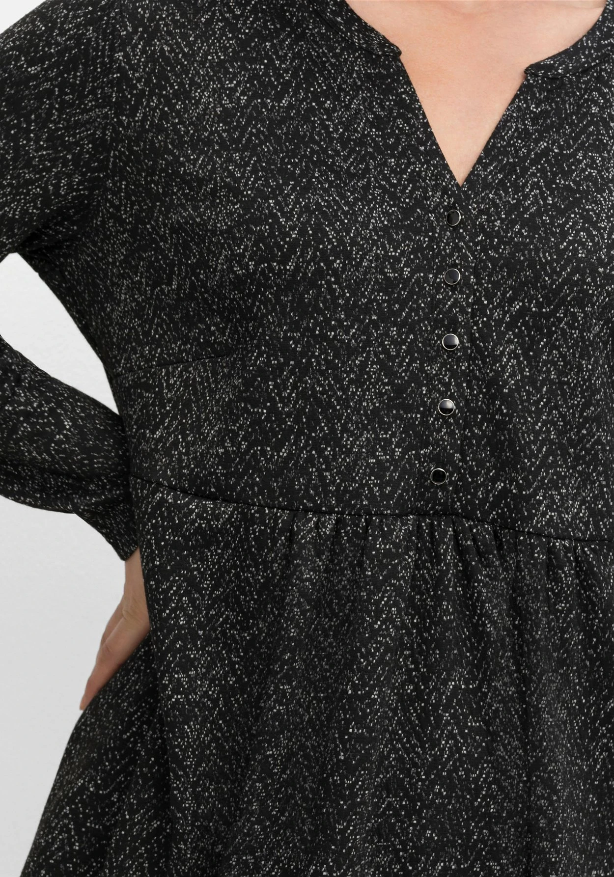 Sheego Jerseykleid In Salz-und-Pfeffer-Optik 7 Sheego Jerseykleid In Salz-und-Pfeffer-Optik – Bild 5