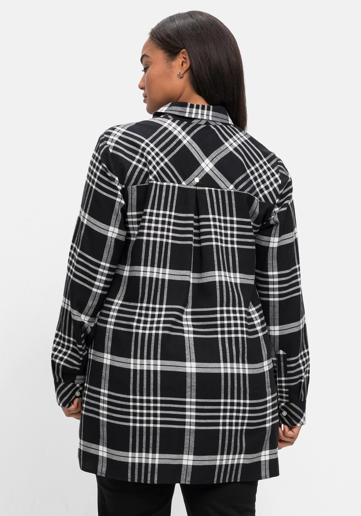 Sheego Karierte Hemdbluse In Longform 4 Sheego Karierte Hemdbluse In Longform – Bild 2