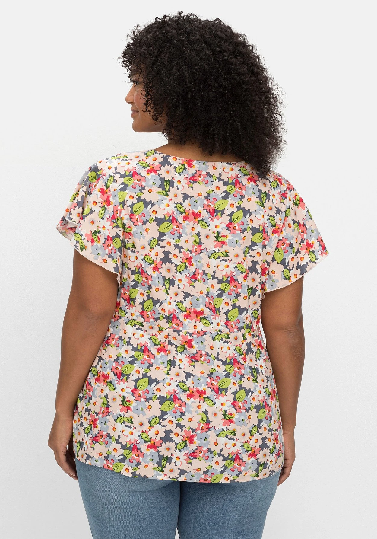 Leicht Taillierte Bluse Mit Kurzen Volantärmeln 4 Leicht Taillierte Bluse Mit Kurzen Volantärmeln – Bild 2