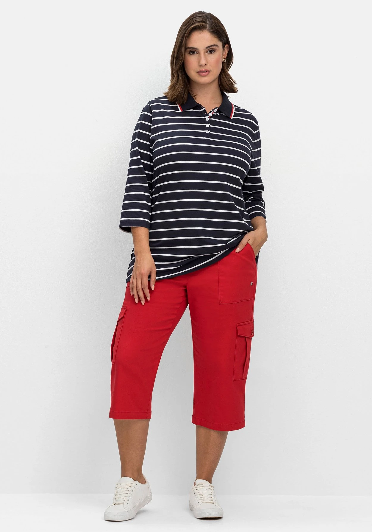 Sheego Gestreiftes Poloshirt Mit 3/4-Arm 6 Sheego Gestreiftes Poloshirt Mit 3/4-Arm – Bild 4