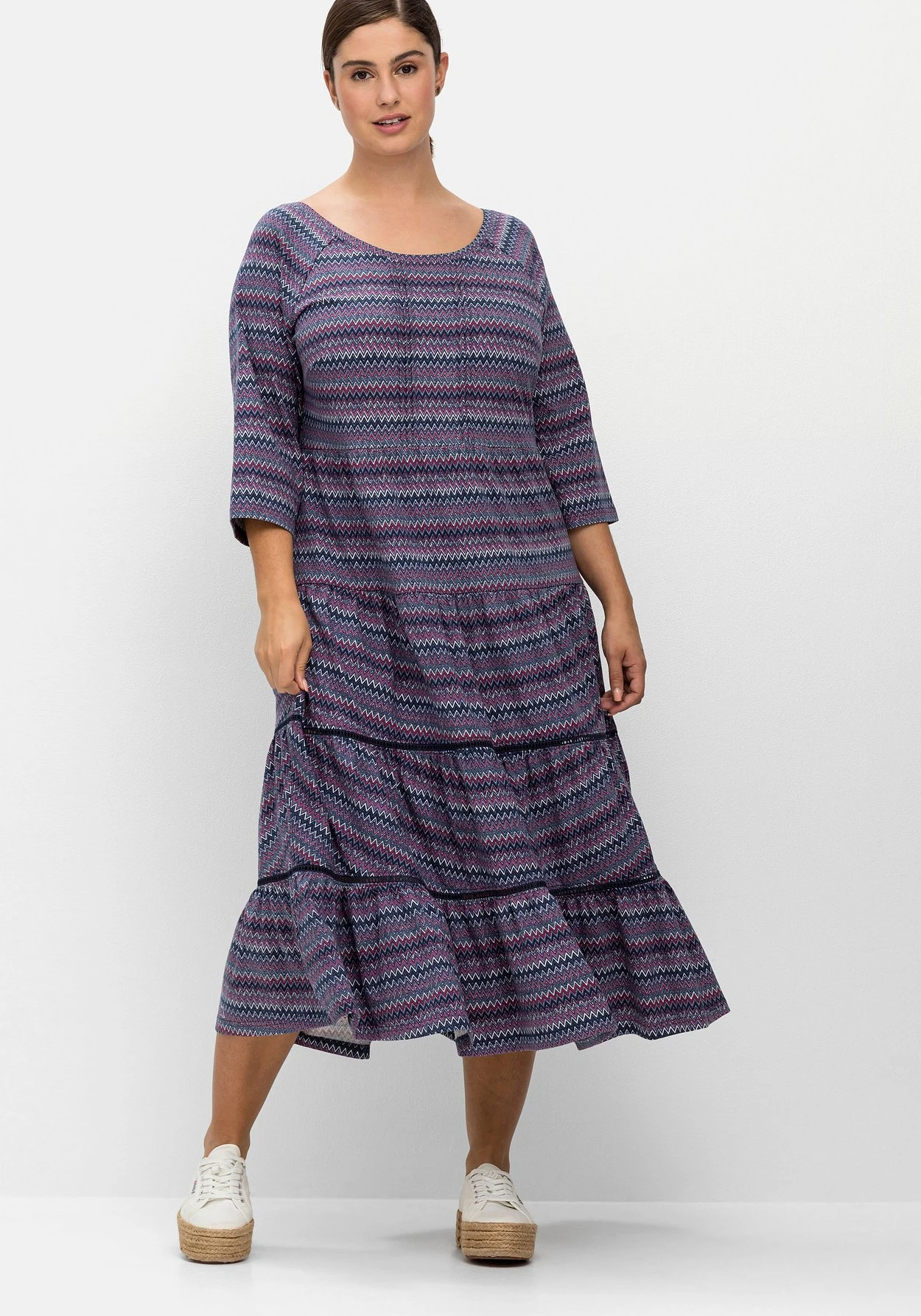 Sheego Jerseykleid Mit 3/4-Ärmeln Und Stufigen Volants 3 Sheego Jerseykleid Mit 3/4-Ärmeln Und Stufigen Volants