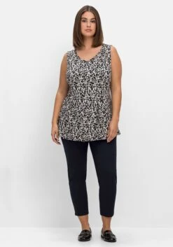 Sheego Top Mit Alloverdruck Und Wickeleffekt 11 Sheego Top Mit Alloverdruck Und Wickeleffekt -Sheego Verkaufsgeschäft 14677701491 04LJ0 02 SH