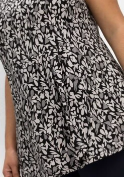 Sheego Top Mit Alloverdruck Und Wickeleffekt 12 Sheego Top Mit Alloverdruck Und Wickeleffekt -Sheego Verkaufsgeschäft 14677701491 04LJ1 02 SH