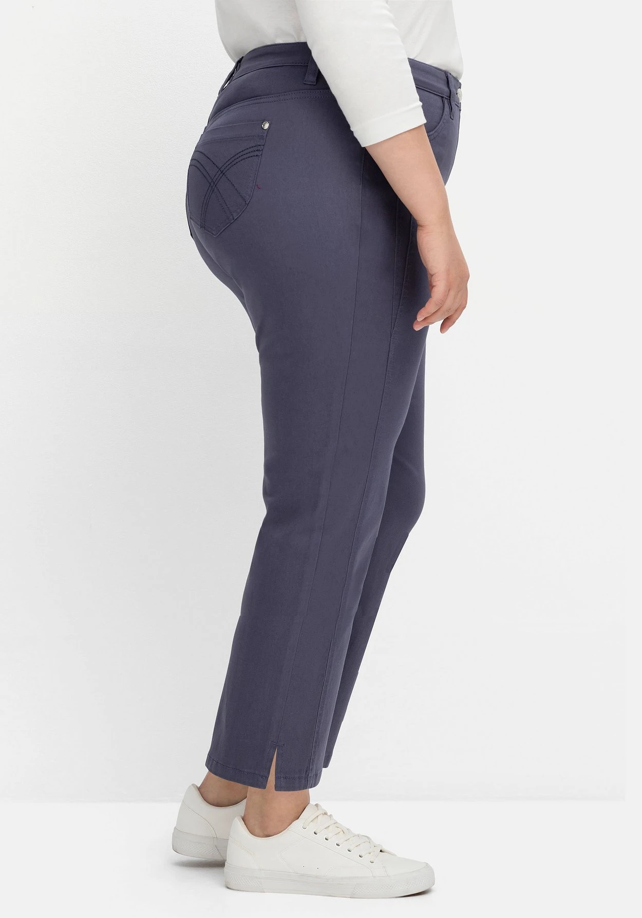 Sheego Gerade Twillhose In Knöchelbedeckender Länge 4 Sheego Gerade Twillhose In Knöchelbedeckender Länge – Bild 2