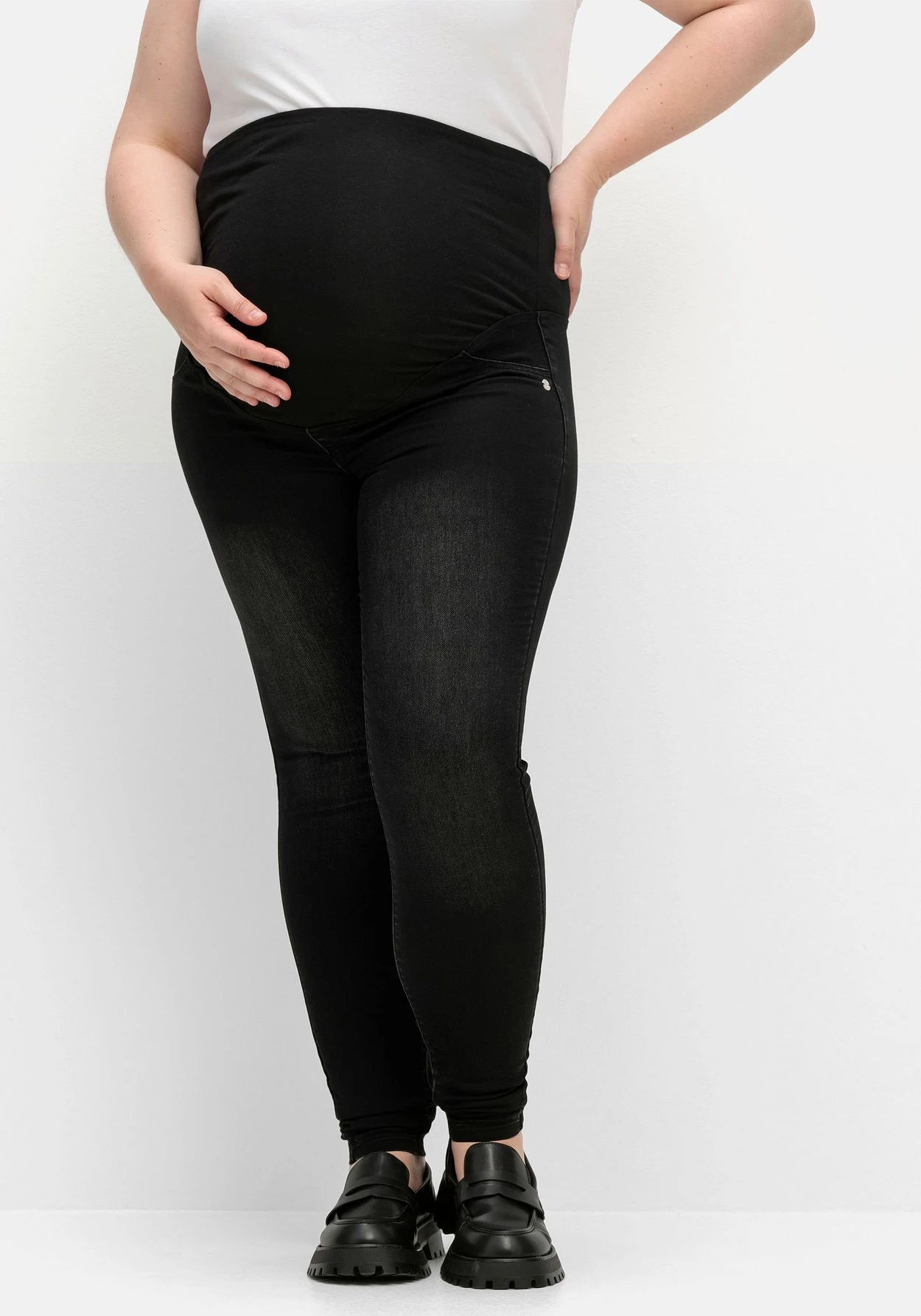 Sheego Umstands-Treggings Mit Überbauchbund 8 Sheego Umstands-Treggings Mit Überbauchbund – Bild 6