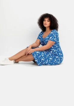 Jerseykleid Mit Blumendruck Und Herzausschnitt 13 Jerseykleid Mit Blumendruck Und Herzausschnitt -Sheego Verkaufsgeschäft 14821301463 04PLJ 02 SH